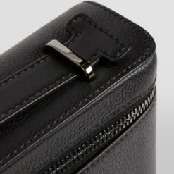 Christian Louboutin Kypipouch Leather Cross-Body Bag B266 Messenger Bags -Christian Louboutin Online Shop christian louboutin kypipouch leather cross body bag 16736193 32816125 1000