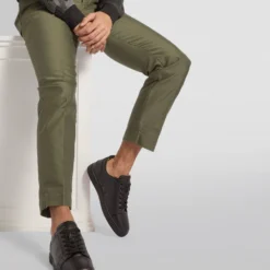 Christian Louboutin Louis Junior Leather Sneakers CM53 Low-Top Sneakers 12 Christian Louboutin Louis Junior Leather Sneakers CM53 Low-Top Sneakers -Christian Louboutin Online Shop christian louboutin louis junior leather sneakers 16592674 32307398 1000