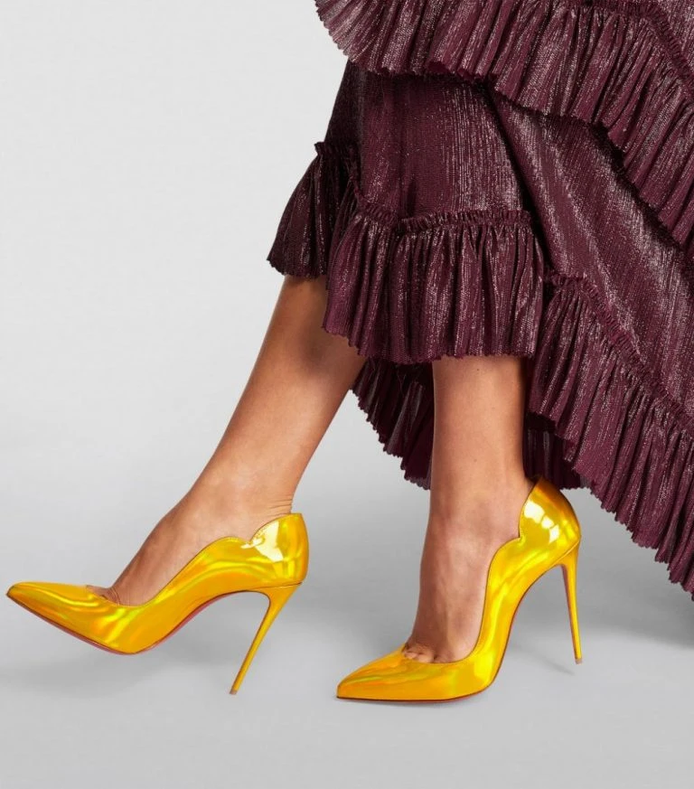 Christian Louboutin Online Shop -Christian Louboutin Online Shop christian louboutin hot chick patent leather pumps 100 17762847 37329832 1000 768x873 1